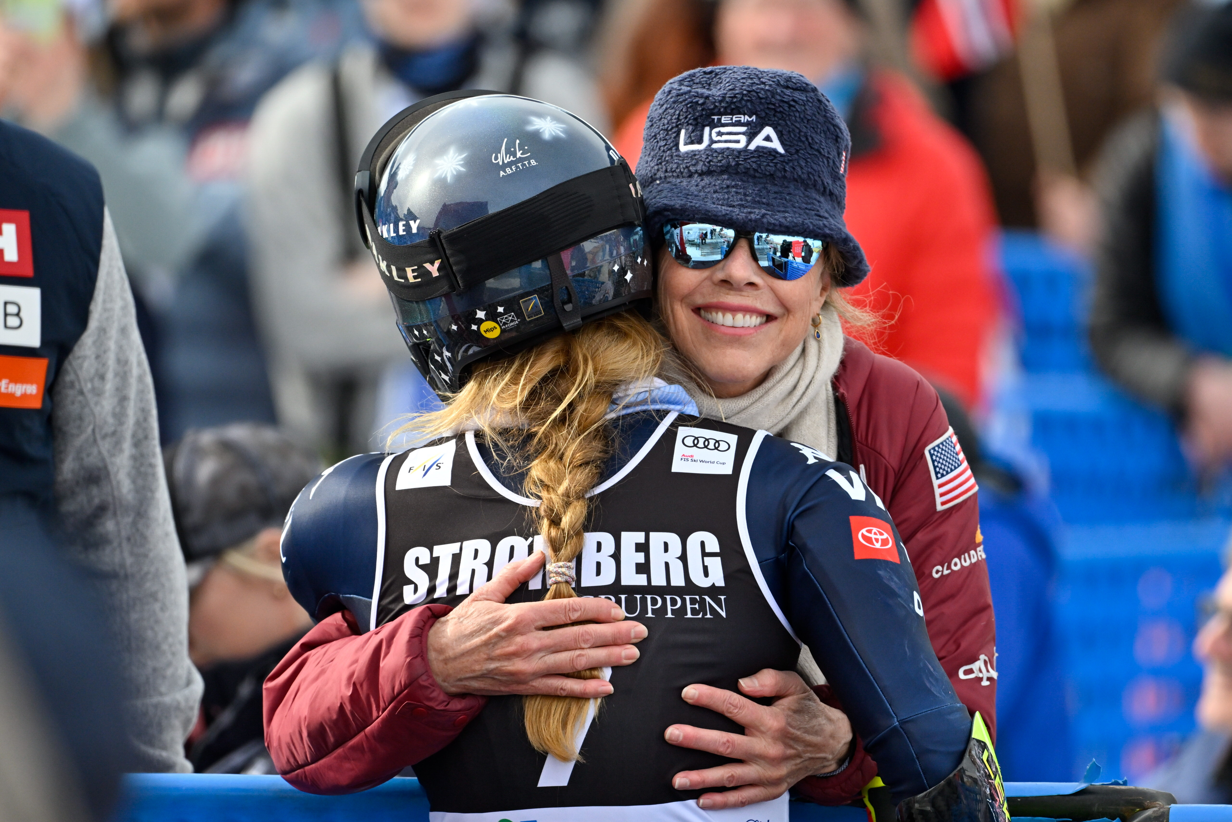Mikaela und Eileen Shiffrin beim Saisonabschluss in Lillehammer