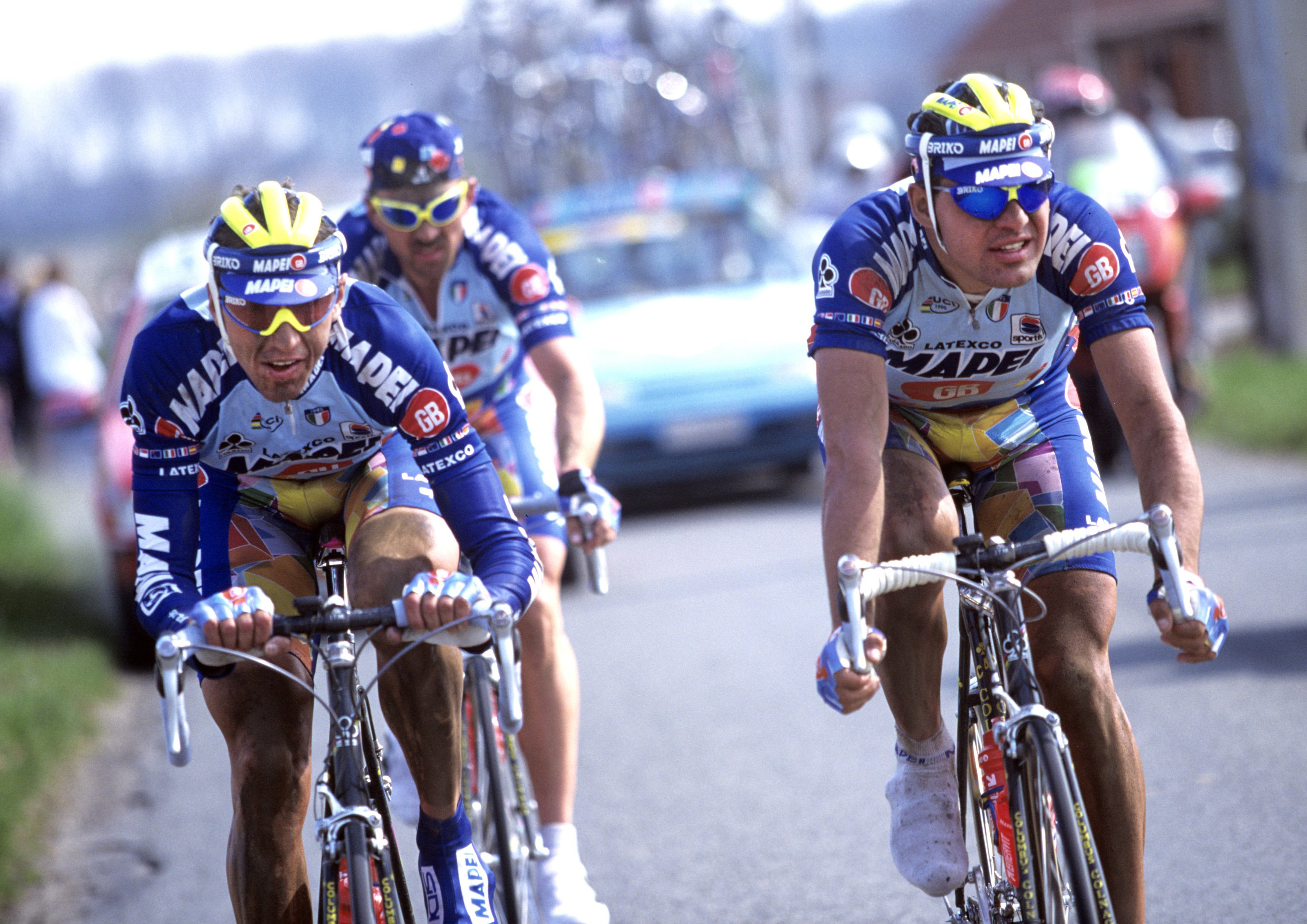 A Mapei az 1996-os Roubaix-n.