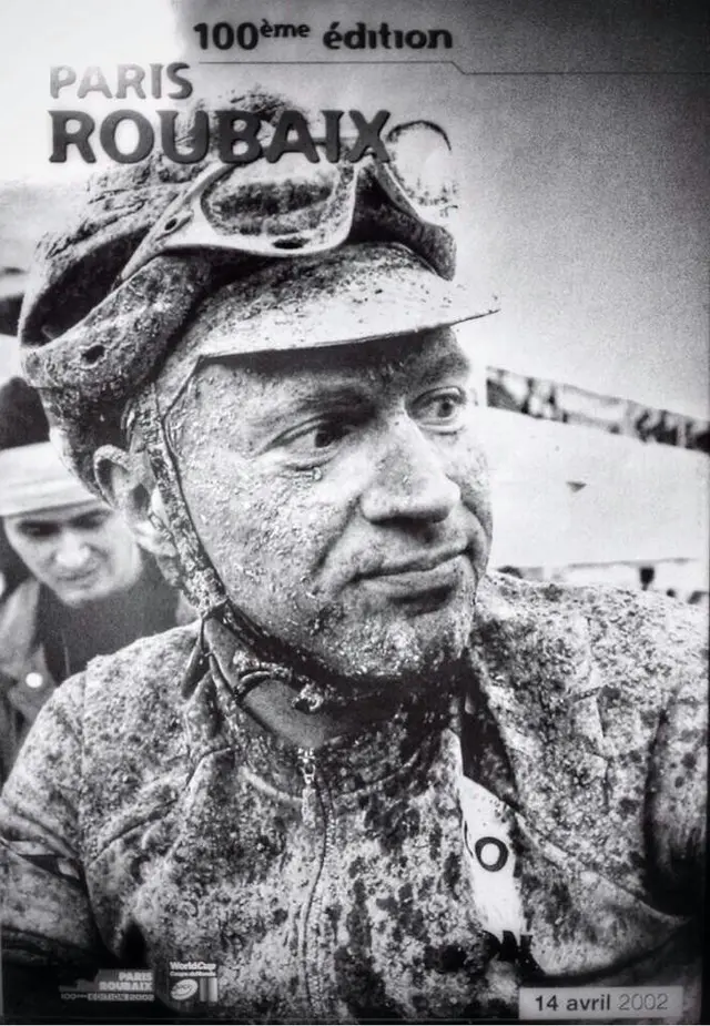 Jens Voigt auf dem Programmheft der 100. Ausgabe von Paris - Roubaix 2002