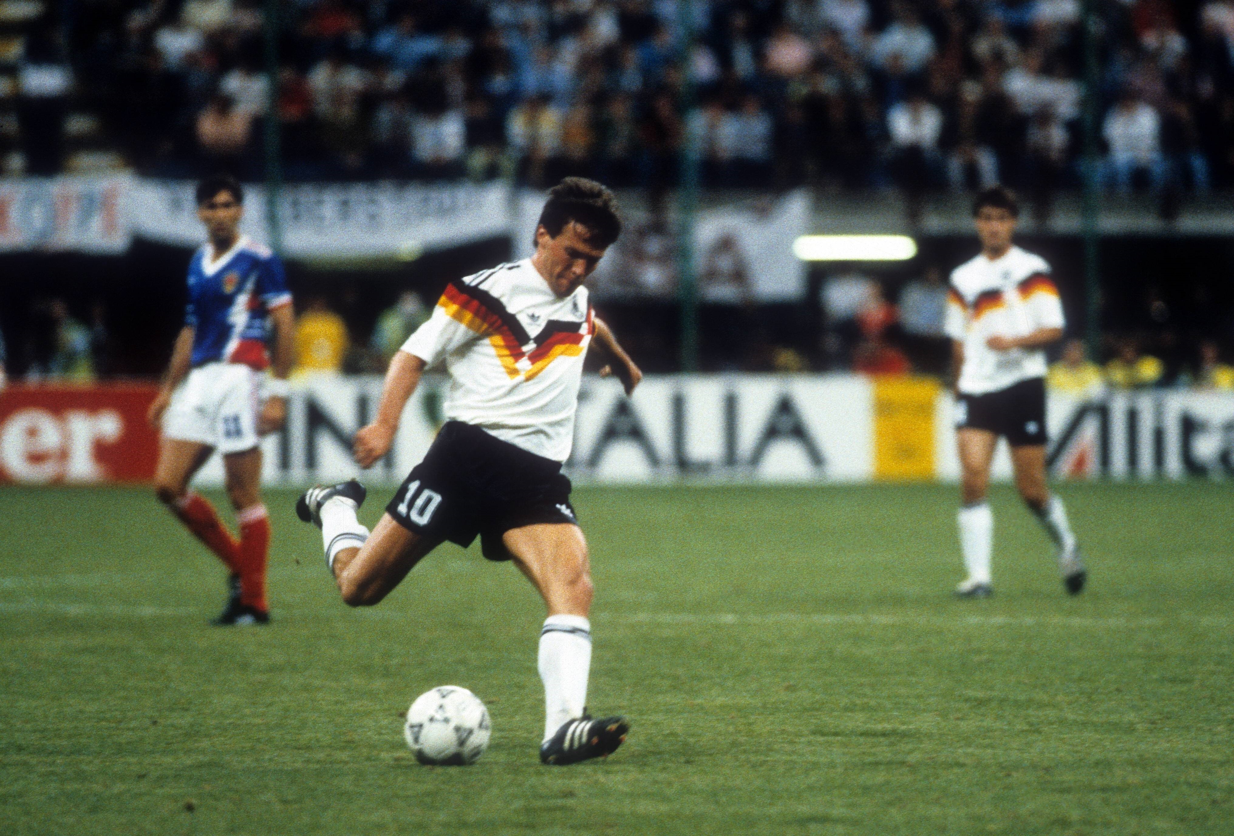 Lothar Matthäus im Spiel Deutschland gegen Jugoslawien bei der WM 1990
