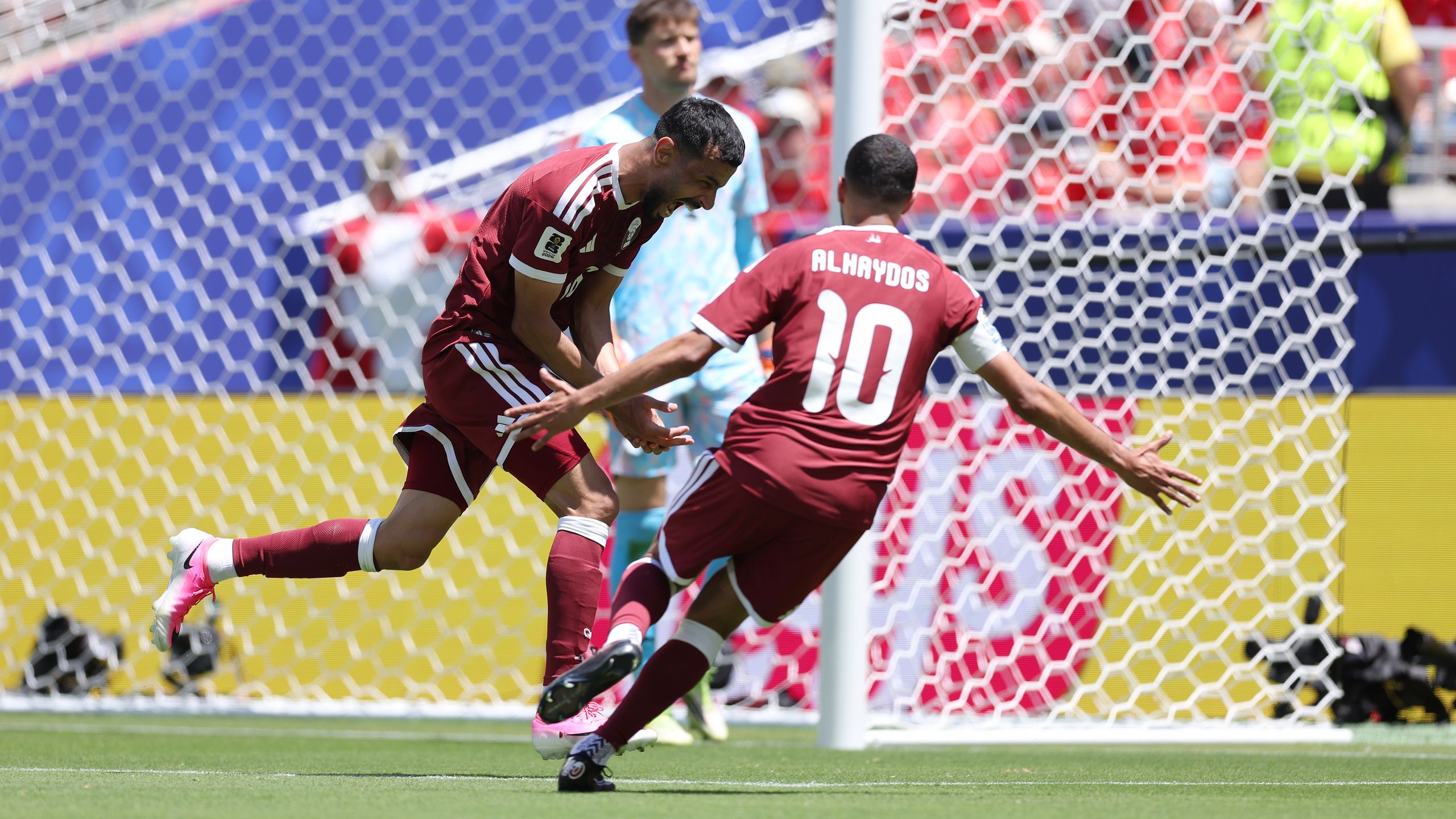 La Svizzera spreca tutto sotto porta, il Qatar fa 1-1 nel recupero e fa la storia