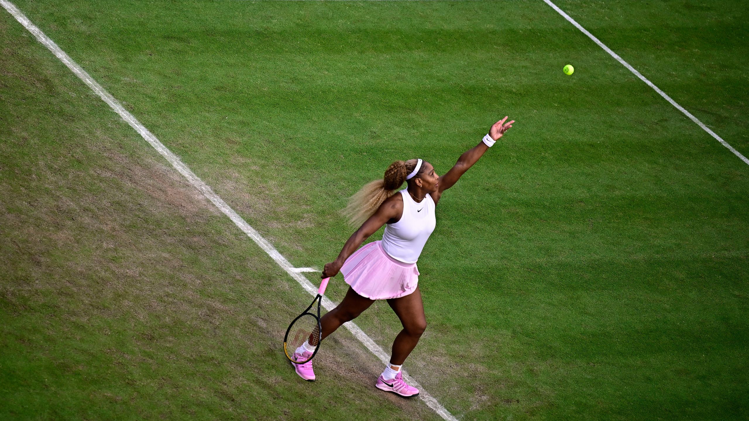 "Théoriquement, tout joue contre elle, mais..." : Serena, un retour gagnant, vraiment ?