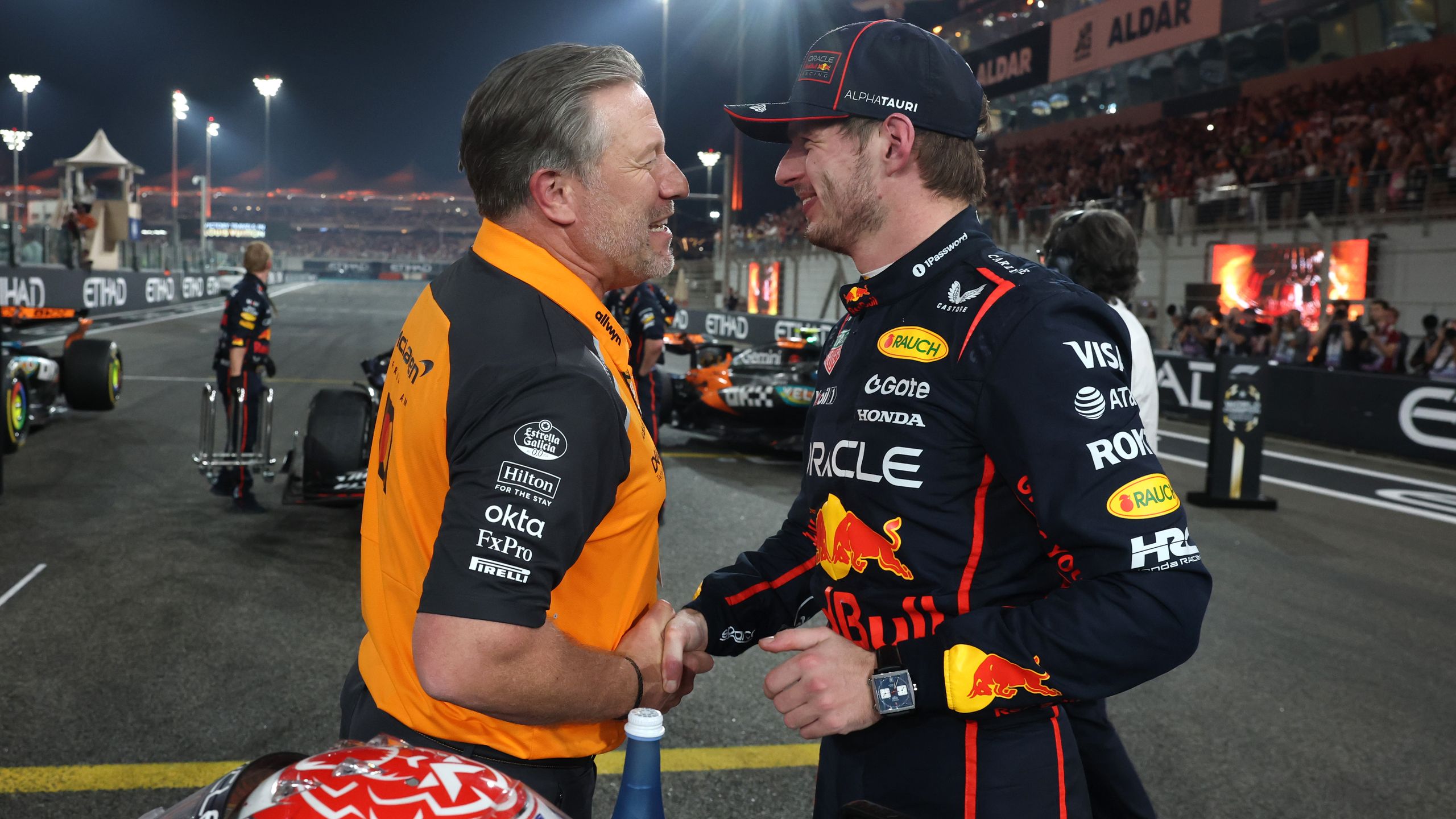 Formule 1 2027 | Zak Brown sur la rumeur d'une arrivée de Max Verstappen chez McLaren : "Je suis très content de mes deux pilotes" - Eurosport