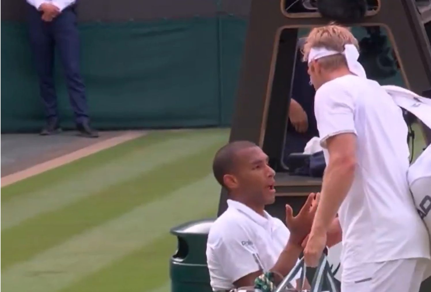 El momento en el que Félix Auger-Aliassime no quiso dar la mano a Davidovich