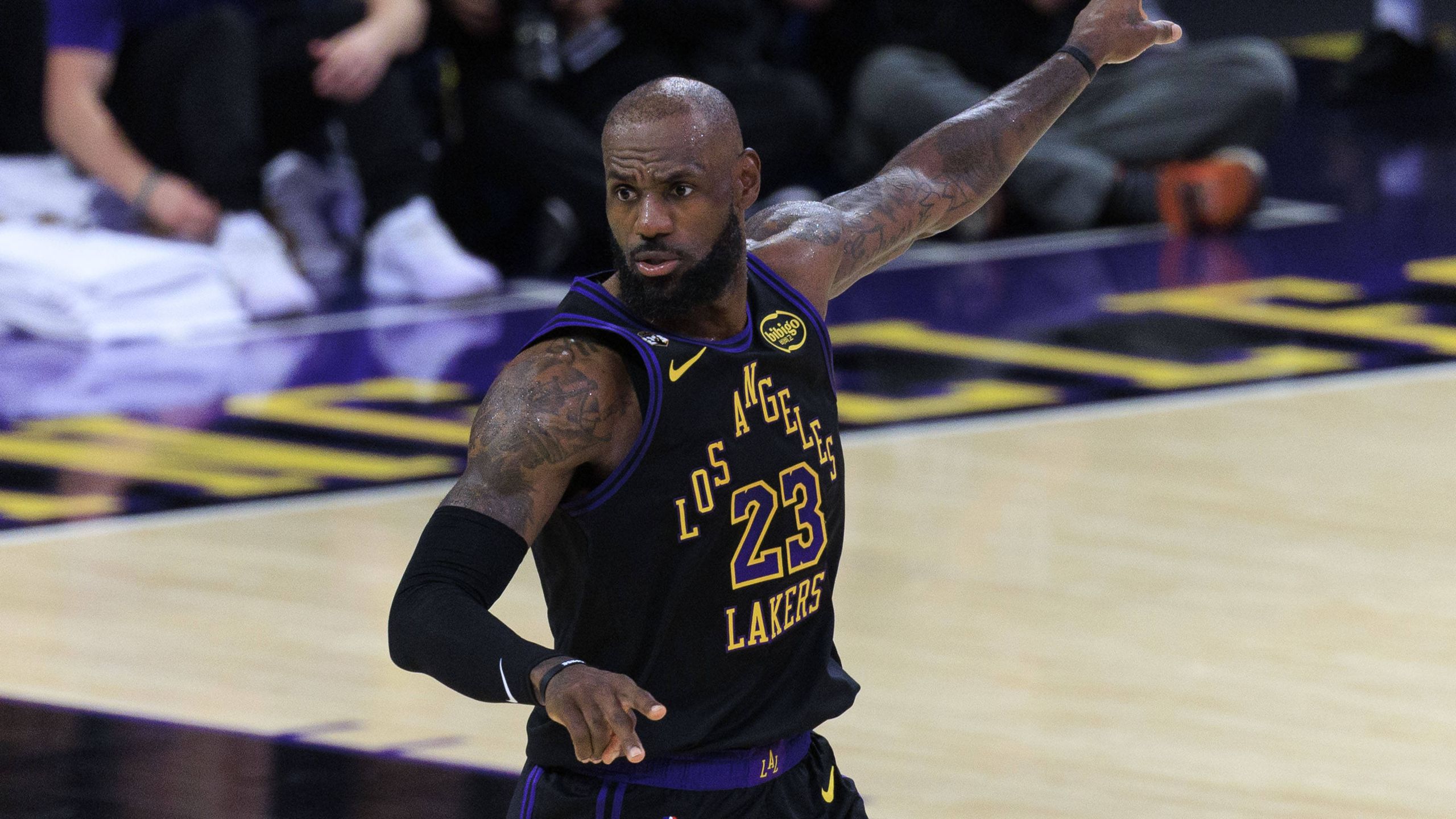 James, il cerchio si stringe? Miami, Cleveland e Phila restano in corsa