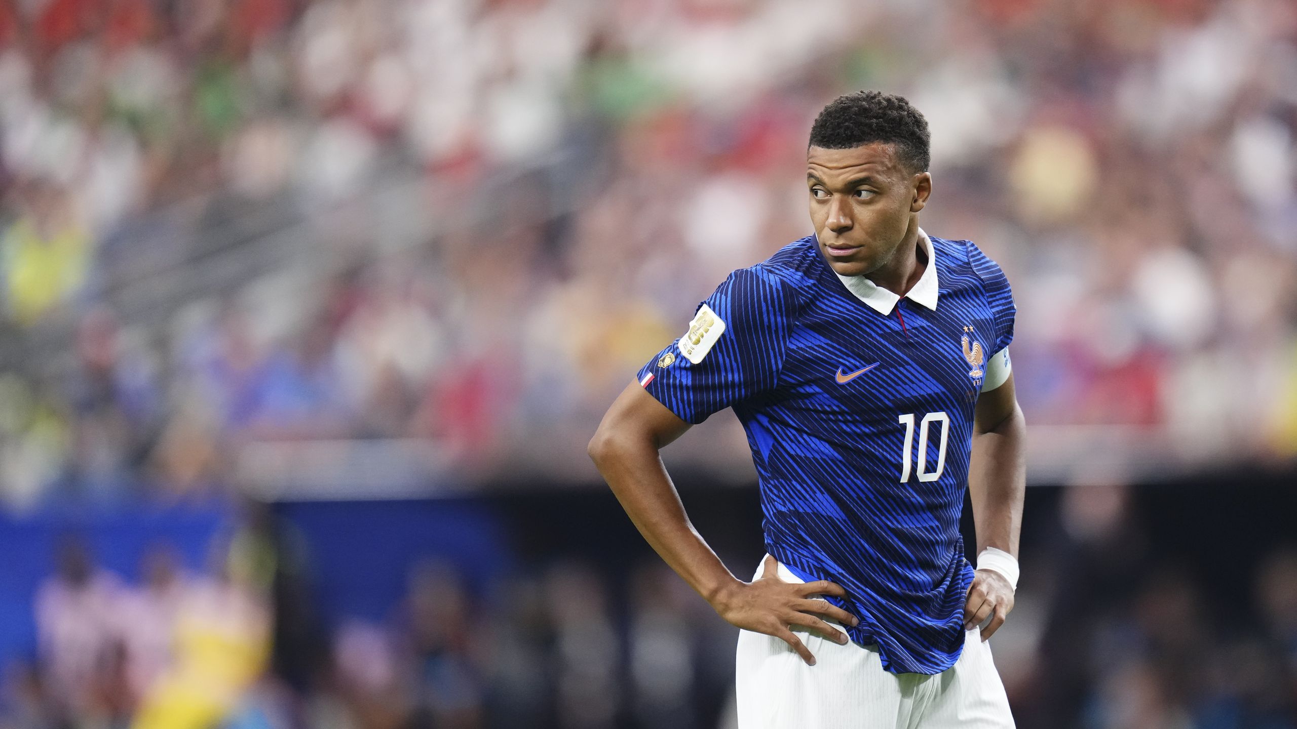 "Une leçon de foot", "Ils les ont écrasés" : la presse étrangère accable les Bleus