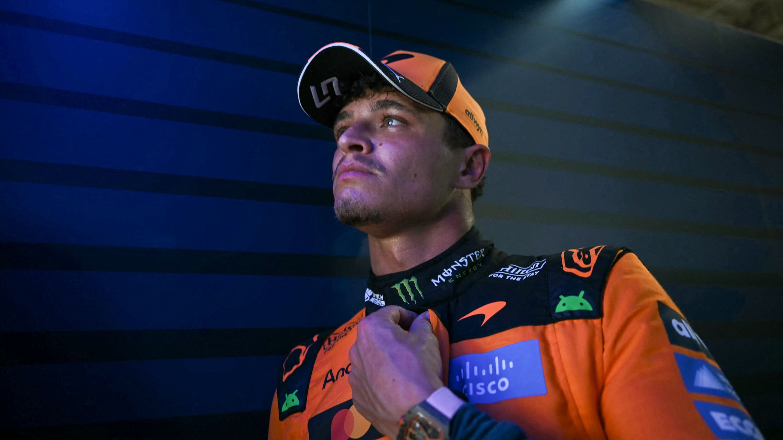 Norris cambia la centralina, penalità di 10 posizioni. E Steiner bacchetta McLaren...