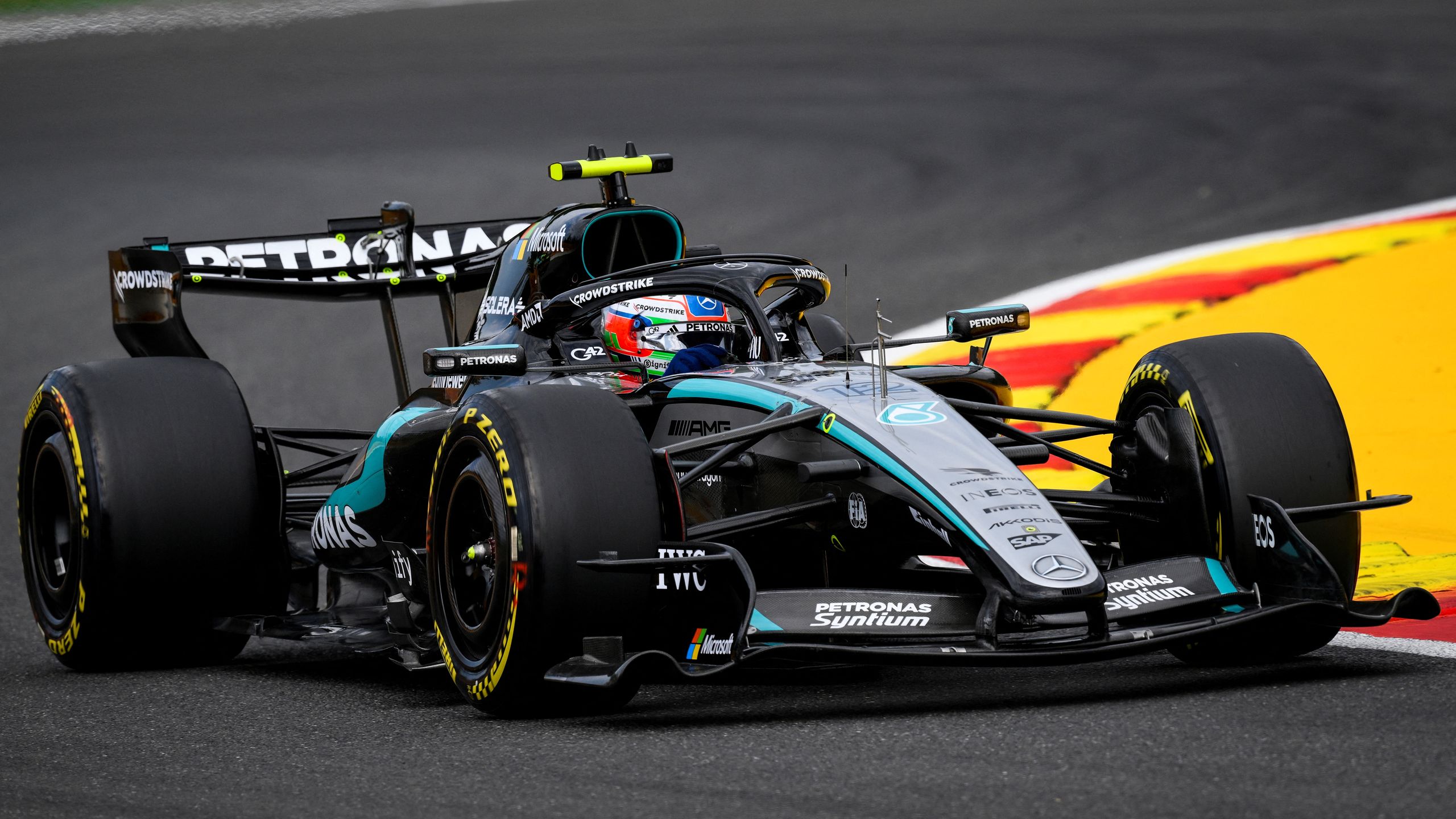 Antonelli intouchable à Spa, Hamilton dans le mur avant les qualifications