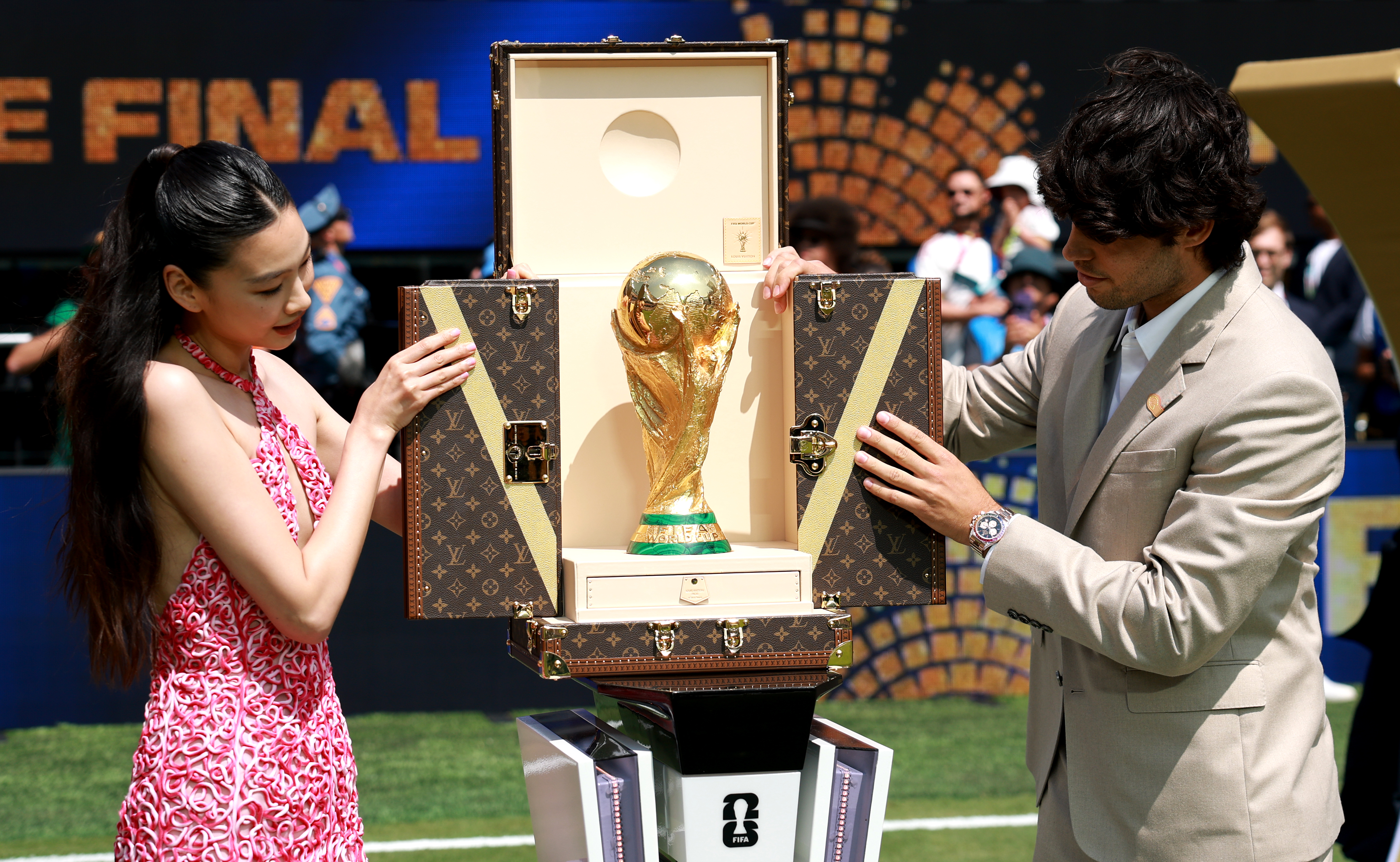 Alcaraz brings out the World Cup trophy ahead of Spain facing Argentina.