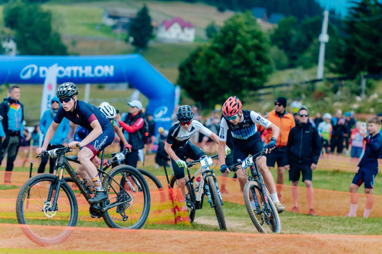 Medalie de bronz pentru România la Campionatul European de MTB pentru Tineret din Cheile Grădiștei