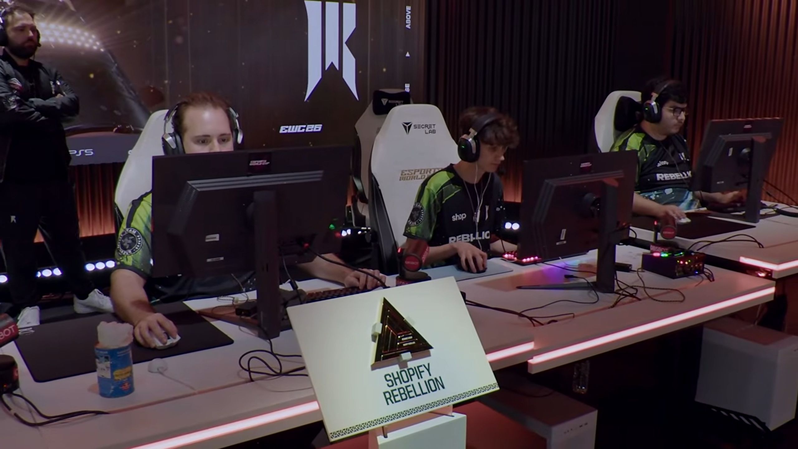 EWC 2026 Parigi: al via i gironi di Rainbow Six Siege, Shopify Rebellion e Fnatic già in Fase 2