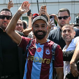 Sosirea lui Salah la Trabzon a provocat o adevărată isterie în rândul fanilor turci