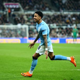 City l-a vândut pe Savinho cu 100 de milioane și a intrat în cursa pentru un star de la Liverpool