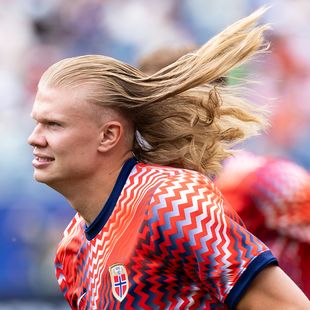 Haaland și-a schimbat look-ul celebru! Ibrahimovic a rămas "stană de piatră": "Dă-mi block!"