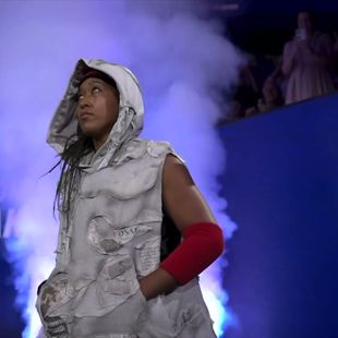 Osaka s-a transformat în Allen Iverson pentru US Open. Ţinuta fabuloasă în care şi-a făcut intrarea