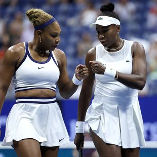 Serena şi Venus Williams, înfrângere dramatică la US Open, după o partidă de peste 3 ore! "Oribil!"