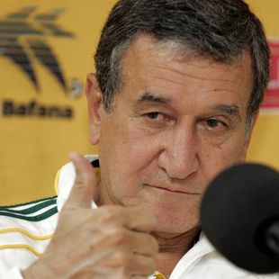 Veşti bune despre starea de sănătate a legendarului Carlos Alberto Parreira