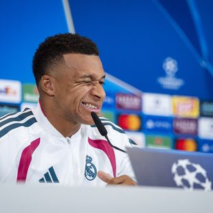 Mbappe visează să pună mâna pe Balonul de Aur 2026! "Am făcut istorie, e un an bun să câștig"