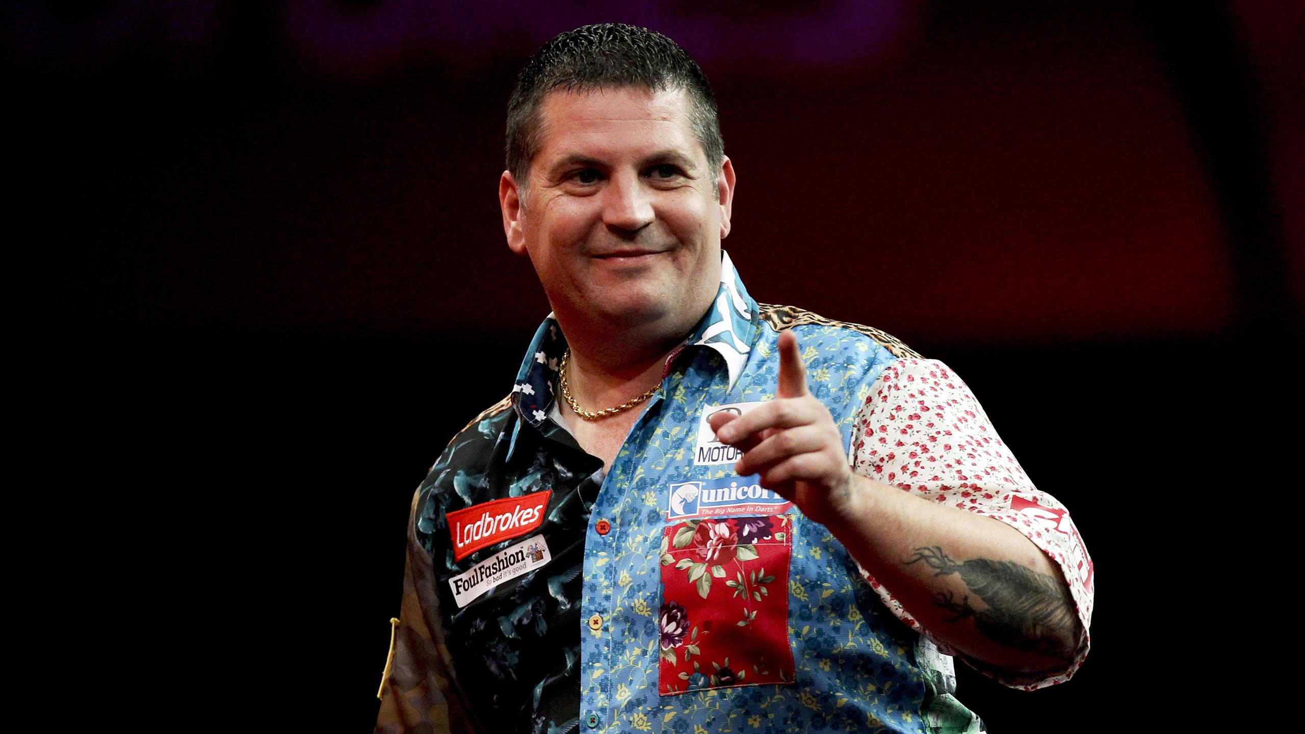 Gary Anderson won his first PDC title with a thrilling 7-6 win over Phil Taylor in the final.