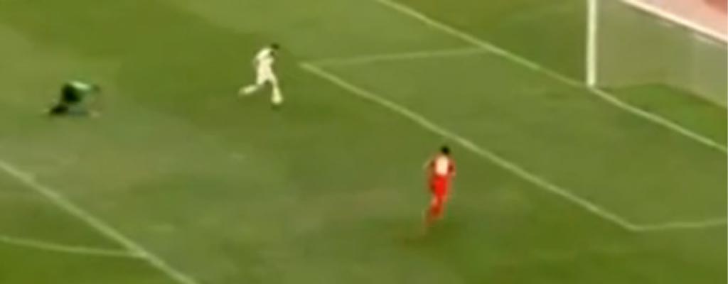 The Worst Five Seconds Of Football You Ll Ever See Eurosport The Worst Five Seconds Of Football You Ll Ever See Eurosport