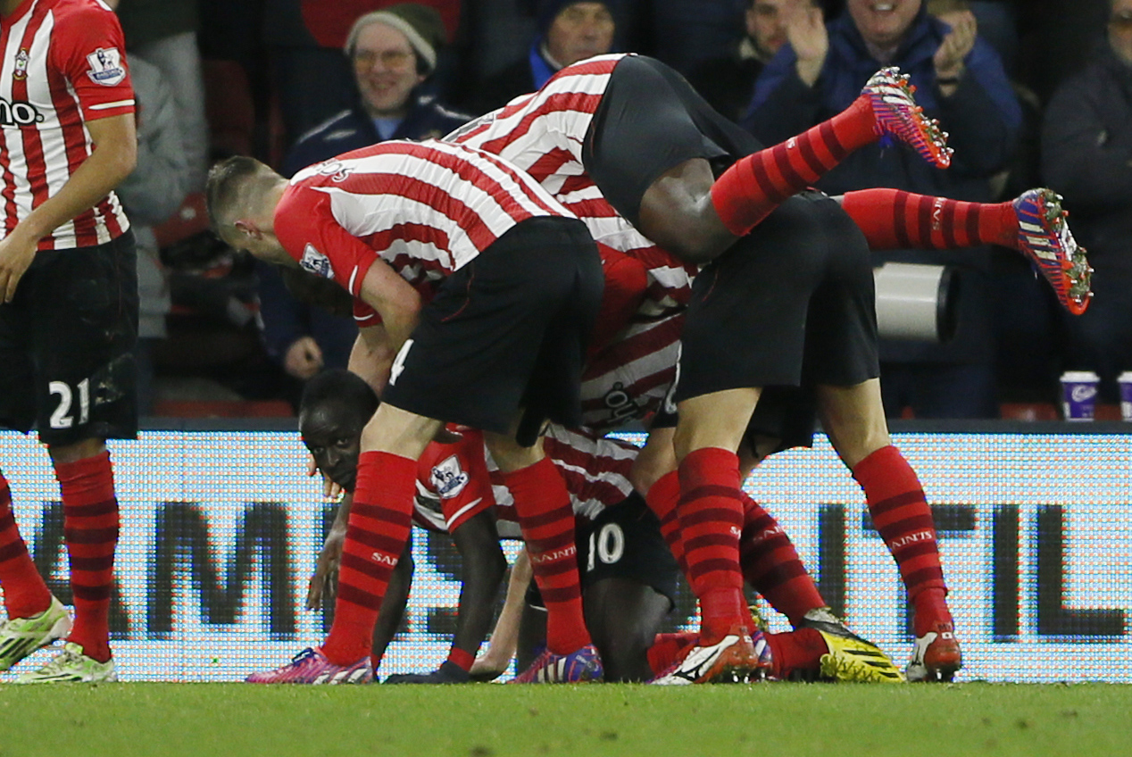 Southampton's Sadio Mane celebrates scoring against Crystal Palace (Reuters)