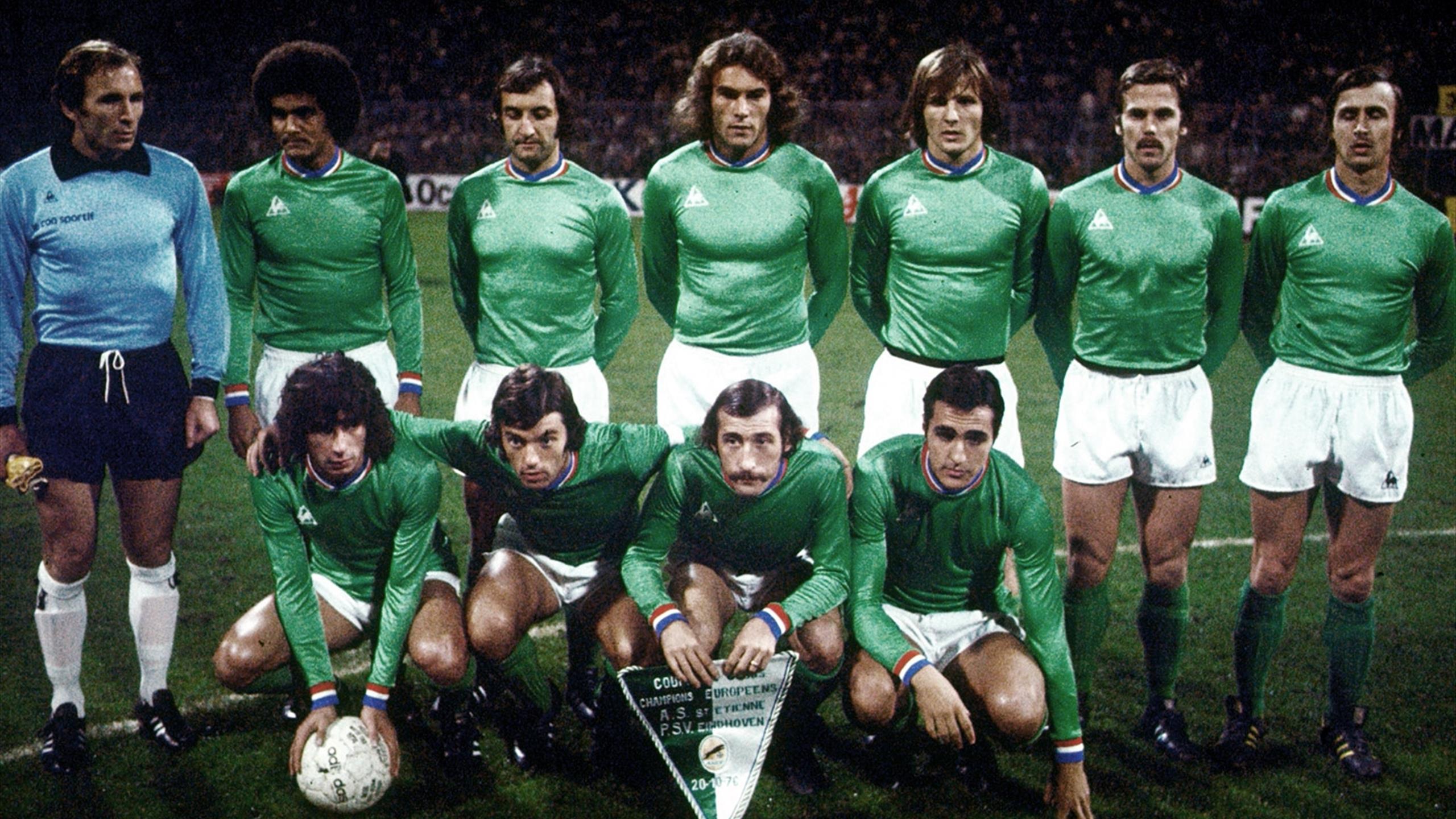 tenue de foot saint etienne nouvelle tenue de foot saint etienne nouvelle