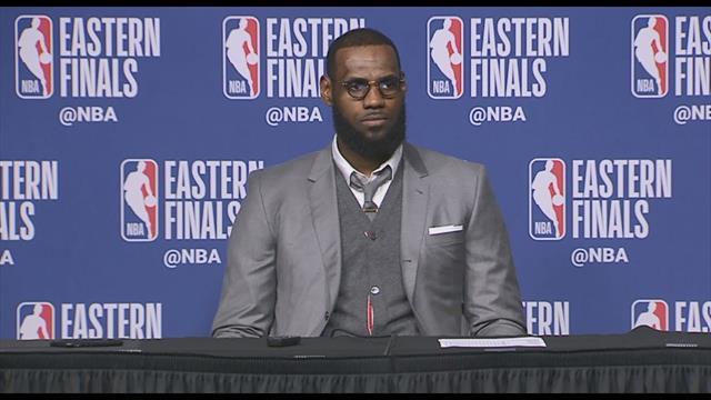 LeBron James, che memoria! Ricorda tutti i possessi decisivi in conferenza stampa